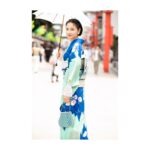 Yoh Yoshida Instagram - さきほど解禁となりました。 ⁡ 2023年7月7日（金）🎋✨に、 吉田羊フォトエッセイ 『ヒツジヒツジ』 が発売されます🙌 ⁡ 大好きなアンティーク着物を、 四季を追いながら 約9ヶ月に渡り各地で撮影。 スタイリングはすべて私自身が行い、 ふだん着物から企画着物まで、 着物愛とアソビが たっぷり詰まった一冊となりました。 ⁡ ↓公式アカウントも出来ました↓ @hitsuji_hitsuji_official 続報はこちらで随時更新していきます。 ぜひチェックしてくださいね。 皆さま、応援よろしくお願いします😊 My first photo essay will be released on Tanabata (July 7th) this year. Using antique kimono, I worked on all the coordination myself. Those were taken over a period of about 9 months along with the four seasons. This book is full of kimono love and playfulness, from casual clothes to kimono planning pages. Please check it out! #吉田羊 #吉田羊フォトエッセイ #ヒツジヒツジ