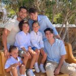 Yolanthe Cabau Instagram – 10 out of our 13 siblings on this picture 😅 

We are 9 sisters and 4 brothers, making us a total of 13 siblings!! All made on Ibiza 🏝️🐰💞

All of us, sisters, got matching heart tattoos along our arms, symbolizing our unique bond and everlasting love. No matter where life takes us, this small heart will always serve as a reminder of our extraordinary connection. 💫 

Feeling incredibly fortunate for each of my amazing siblings!! Forever grateful! ❤️🙏🏼