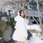 Yolanthe Cabau Instagram – Snowy scenes, endless dreams ❄️✨