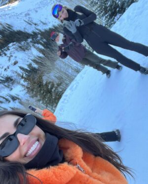Yolanthe Cabau Instagram - Last day of 2023 ❄️🧡 love you all!!
