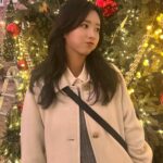 Yoon Bo-mi Instagram - 🎄💝🫶 #눈물의여왕 #나비서