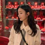 Yoon Bo-mi Instagram - 🎄💝🫶 #눈물의여왕 #나비서