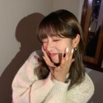 Yoon Bo-mi Instagram - ⚪️