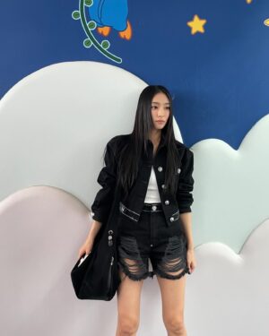Yoon Bo-ra Instagram - Let's kcon in Hong Kong 💜