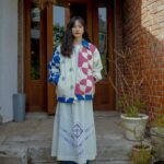 Yoon Seung-ah Instagram - 🌷 1. 날씨가 다한 어제. 2. 우리집이면 좋겠다…르.메.르 3. 장마가 시작 될 때. 4. 여기에서 뭐 샀을까요 🫢 5. 봄이 가득한 오빠의 사진들. 6. 모란. 7. 르메르 옆집의 야옹이