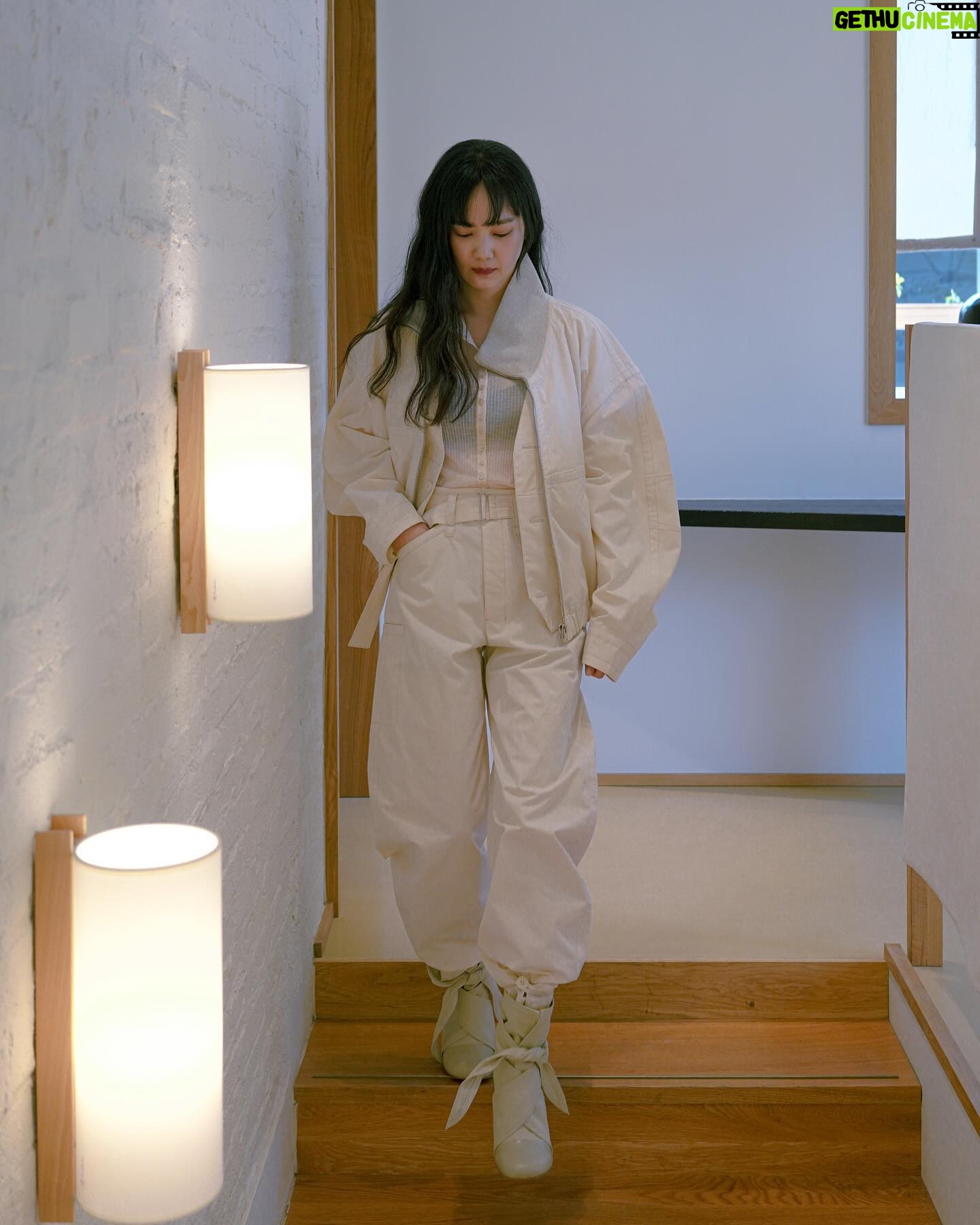 Yoon Seung-ah Instagram - lemaire. 나에게 르메르란, 🩵