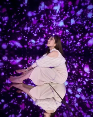 Yoshida Akari Instagram - チームラボプラネッツ🩵🤍🩷
とにかく感動の嵐🥺
ずーっと行ってみたかったの💗💗
.
最初から最後までうっとりしちゃいました💗
.
#チームラボプラネッツ #チームラボ #豊洲
