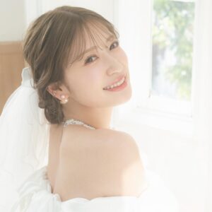 Yoshida Akari Instagram - 大切な皆様へ

いつもたくさんの応援ありがとうございます。

先程YouTubeでご報告させて頂いたのですが
この度、吉田朱里は結婚致しました。

皆様に支えられて、ここまで活動を
続けられてることにとても感謝してます。

まだまだ未熟な私ですが
新しい生活とともに
もっと活動の幅を広げられるよう、
大切な皆様の人生が今よりさらに輝くような
商品プロデュースにも
全力で取り組んでいきますので
暖かく見守っていただけると嬉しいです。
これからも応援よろしくお願いします。

吉田朱里
