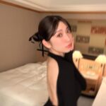 Yoshida Akari Instagram – #アカリン最初で最後の写真集 🖤🖤🖤
私のお気に入りショット
お尻と背中のケアとトレーニング頑張った🏋️
#peach #rouge 2冊同時発売中