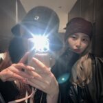 Yoshida Akari Instagram - 時差投稿🙇 2月はめちゃくちゃハードスケジュールの中 一泊二日の箱根旅行もしてました🤣❤️笑 NMB48の同期の @rikakishino_official と👯‍♀️ . 金乃竹に泊まった❤️ なんと運が良くてお部屋グレードアップして下さいました🥰 . NMBの頃は夏休みとか 東京のホテルで20泊以上するとかよくあったんだけど いつも相部屋は里香ちゃんやったから もうなんか懐かしくて🤣 部屋着いた2人して瞬間カバンからもの全部出して 自分のスペース作ってく感じとか ひたすら喋ってたと思えば、急に2人とも無言になって 好きなことしてる感じとか 10年前から変わってなかった😂😂 . あの頃の感覚はすぐ取り戻してました👍 . ただ会話の内容が大人になってて 随分と時が経ったんだな〜なんて思いながら 美味しいご飯食べてお部屋の露天風呂に何回も入って ずーっとゴロゴロしてリフレッシュできました☺️ . 素敵なお宿でした❤️絶対また行きたい💓 . #あかりか 次は何する？😉