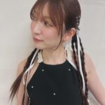 Yoshida Akari Instagram - 写真集全国ツアー最終日🩷in仙台 お越しくださった皆様ありがとうございました🤍 . 仙台はNMB48でのツアー以来でかなりお久しぶりでした！ 普段東北から東京のイベントまで会いに来てくれる子達に 会いに行けて嬉しかった🩷🤍 . そして写真集全国ツアーこれにて完走🥰 いつもなら行けない場所でもイベントできたし なかなか会えない方にもたくさん会えて すごく楽しい2月を過ごすことができました🥰 お越しくださったすべての皆様に感謝です☺️💓 . #アカリン最初で最後の写真集 ということで思い切って #rouge #peach の2冊出しましたが 中身はいかがでしたか？🥰 . 私にとっては今の自分を詰め込んだ 大切な2冊になりました🩷 . NMB48の頃にたくさんのメンバーが 写真集出してるのが羨ましくて ずっと出したいって思ってたけど 朱里は出すなら写真集よりスタイルブックの方が 売れるからそっちにしようって言われた時に あ、自分はもう写真集の需要ないんか…笑 え、アイドルってみんな写真集出すんじゃないの？笑 . となんだかショックを受けた記憶があるんですがww でもここまで、美容、メイク、ファッションの研究をし続けて可愛くなる、綺麗になるってことにただ真っ直ぐに 生きてきたからこそ、今、このタイミングで 自信持って写真集を出せたと思ってます☺️ . まだ見てないよって方は是非ご覧ください💓