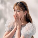 Yoshida Akari Instagram - プロデュースアクセサリーブランド @anchelion 🤍🩵 今日18時〜どんどん夏物出ます💖 . ヘアアクセが豊富だったり 初のサングラス、眼鏡が出たり…🩷 クリア系のアイテムも可愛いし オリジナルデザインもたくさん増えます🎀🎀 . 夏のファッションのアクセントに是非 取り入れてみてくださいね〜🧸🎈 . 今回も長井さんメイクがとーっても 可愛かったです🌈✨