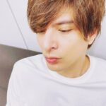 Yu Shirota Instagram - 最近の城田優。 どれがお好き？ Yu Shirota ultimamente. Cuál te gusta más? Yu Shirota recently. Which one do you like? Photo by @emi__hanamura #お花様だよー #最近のあたし