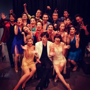 Yu Shirota Instagram - 衣食住には劣れど、エンターテイメントには”心を救う力”があると信じて開催した「SHOWTIME」

僕らのパフォーマンスを通して、少しでも皆様に笑顔や元気、勇気、やる気など、ポジティブなエネルギーをお届けできていれば幸いです。

そして、僕らもまた皆さまからたくさんの愛を受け取りました。

この”心の栄養”をこれからもお互いに共有出来たら嬉しいです。

本当に本当にありがとうございました☺︎

#最高の仲間達と #showtime #showmustgoon #信じよう未来を