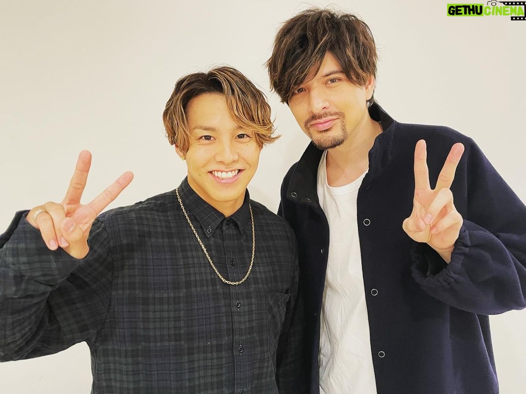 Yu Shirota - 80.3K Likes - RIKUにあんなことからこんなことまで、根掘り葉掘り聞いてもらいました。
#rampage #riku #めちゃ真っ直ぐな好青年 #今度スイーツ巡り行くねん #どこかオススメのお店ある ? #音楽大陸 #ナタリー