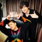 Yu Shirota Instagram - 「AAA」 ご視聴いただき、ありがとうございました ☺︎ とっても温かい最高の時間でした。 #久々のおたけさん #何か一緒に歌いたかったなぁ #たける先生は流石でした #たくさんの良き仲間に会えて幸せな1日 #みんなと写真撮り損ねた #現場からは以上です #佐藤健 #パパ