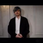 Yu Shirota Instagram - 髪を銀色に染めました I dyed my hair silver Me he teñido el pelo de color gris #いかがですか #5時間かかった #役作りですよ #髪乾かすのめちゃくちゃ時間かかる #そんなことより #写真の編集難しい #画角が上手く揃えられない #誰か教えて