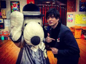 Yu Shirota Instagram - Merry Christmas!! 

Feliz navidad!!

メリークリスマス!!

#SNOOPY #PEANUTS #concert #Christmas #navidad #クリスマス