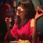 Yu Shirota Instagram - Feliz cumpleaños!! Happy birthday day!! 誕生日おめでとう!! . 最愛の妹 @lina3336 が20歳になりました☺︎ . 若干20歳で、こんなにも純粋で、繊細で、思いやりがあり、正義感があり、行動力があり、決断力があり、その全ての源が”愛”で成り立っている子を、僕は他に知りません。自分の妹だからという訳ではありません。自分含め、他の兄弟にはない”特別なもの”を持った子です。(もちろん他の兄弟のことも心から誇りに思っていますが) 僕が”天使”と呼ぶのは、ただ”可愛い”と思っているのではなく、シンプルに人間として、リスペクトしているからです。 . 彼女のマインド、メッセージが世界中に届けば、文字通り僕の人生のテーマ”LOVE&PEACE”で、世界を繋ぐことも、そう難しい事ではない気がします。 . おれももっと頑張ります、、笑 . . リナ!!自分が幸せじゃないと、ポジティブなエネルギーに満ちていないと、人を幸せにする事、パワーを分けてあげることは出来ないから、何より先に人を思いやるあなたの気持ちはとっても素敵だし、大切だけど、時にはしっかり自分の幸せと向き合って、生きることを精一杯楽しんでね☺︎ (このメッセージは妹だけでなく、これを読んでいる全ての皆様に心から捧げます。) . . #誕生日 #ご機嫌だぜっ #これで我が家はみんな大人 #そんな中嬉しい嬉しいニュースが #それはまた近々 #家族がやっぱり1番 #loveandoeace #母のペピに感謝 #リナパパの健ちゃんに感謝