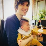 Yu Shirota Instagram - いつまで経っても懐かれません #こんな時だから平和な写真を #おい太郎 #一応おれ叔父さんだから空気読んで #大きくなっても遊んであげないぞ #現場からは以上です