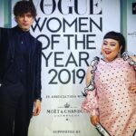 Yu Shirota Instagram – VOGUE JAPAN20周年
心からおめでとうございます☺︎
.
去年は一人でさせていただいた司会も、今年は直美ちゃんと一緒。それそれは心強かったとさ☺︎
.
.
.
#VOGUEJAPAN #womanoftheyear2019 
#受賞者の皆様 #心からおめでとうございます #あの清川さんの可愛いトロフィー欲しい #メンズオブザイヤー作ってくれないかな