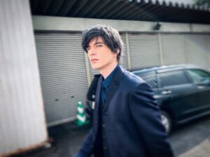 Yu Shirota Instagram - タイトル 「え？これメイクさんが撮るオフショットのクオリティ？」 ↑個人的には特に1枚目。 #ディナーショー #お昼の部のオフショット #カメラマンは久々登場 #メイクのはなちゃん #はなちゃんの写真は大人気 #夜の部やバンドメンバーとのオフショットはまた次回 #とにかく楽しかった #感謝感激の夜