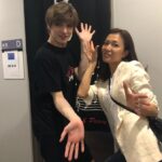 Yu Shirota Instagram - お客様シリーズ12 . みつき! 愛しのシンデレラでございます☺︎共通の大切な仲間達と一緒に観劇してくれました!彼女もミュージカルの世界を愛する仲間の一人。何か一緒にやりたいねって言い続けて早4年、、本当に時間はいくらあっても足りないね😵ってか顔ちっさ!!笑 . 安蘭さん! 随分前ですが、ミュージカルコンサートのお仕事で、ご一緒させていただきました!!この日、面会の最後のお一人だった事もあり、お互いに結構な情熱が溢れ、長い事話し込んでしまった笑 タイムリミットがなかったらいくらでも喋っていられるタイプです🙋‍♂️笑 続きはまた近々!! . お春 “ファントム”や私の初演出作品”アップルツリー”でご一緒した仲。本当に素敵な女優さんでございます。2回も観に来てくれ、どストレートな、愛に満ちた最高の感想をくれました。また必ずや、共に素敵な作品を作ろう!! . 恵梨子ちゃん! “ザラブバグス”でご一緒した仲!なんと、この度わらび座ミュージカル”茶の夢”に主演するそうです!!心からおめでとう☺︎とっても観に行きたいけど、広島なのよね、、、 観光がてら観に行けたらいいなぁ☺︎ . 聖子ちゃん!! ご存知日本ミュージカル界のスーパースターです!!このお方の歌は上手いし、美味いし、本当に凄いです。聖子ちゃんともなかなかがっつり共演出来ないなぁ、、めちゃんこ褒めて下さいました!嬉しかったぜい☺︎ . 汐里ちゃん! 初めてちゃんとお話しさせてもらいました☺︎海外でも大活躍中の彼女。本場の素晴らしいショーをたくさん観ているであろう中で、我らの”ピピン”も、とっても楽しんでもらえたようで、めちゃんこHappyでございます!!せっしゃも海外作品挑戦してみたいなぁ、、(映像ね笑) . あり姉!! “濃姫”シリーズでご一緒しました。もう5年ほど前になるけど、本当に過酷な撮影だったなぁ、、今となってはとても良い思い出です。それにしてもいつ会っても変わらぬ美しさ、、時間止まってる？笑 あり姉!今度は現代劇を一緒にやりましょ☺︎笑 . れお! 去年 @acuodbychanu のファッションショーで知り合った、まだ19歳のピッチピチ男子!笑 美男子って言葉がぴったりな子。俳優にも挑戦していきたいということなので、皆さま是非是非応援してあげて下さい!! しっかしスタイルいいな🤓 . けんちゃん おそらく、ミュージカルにおいての共演回数は、このお方が1番多いですね。 ”エリザベート”ロミオ＆ジュリエット”そして”ブロードウェイと銃弾”毎回関係性もガラッと変わるのですが、中身はお互い全く変わっておりません。笑 そして2人とも元タキシード仮面です😎 久々に浦井健治の”本気”が観たいなぁ、、 . 白井晃さん!! 小さい頃から数々の白井さん出演、演出される作品を観てきました。俳優、演出家でもある白井さんは、僕の目指している道の先輩でもあります。この日、印象的だったのは”悔しい”と仰っていたこと。 このクオリティーのものを、海外から招聘するのではなく、日本でオリジナルで作りたいと。僕も全くの同感です。 これから、日本のエンタメ界を、より盛り上げていきましょう!! . さて、明日から大阪公演!! が、しかし、まだまだお客様シリーズ東京編は続きます💁‍♂️ . #ピピン #高畑充希 さん #安蘭けい さん #関谷春子 さん #青山恵梨子 さん #新妻聖子 さん #忽那汐里 さん #観月ありさ さん #タホリ玲央 さん #浦井健治 さん #白井晃 さん #お客様シリーズ