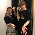 Yu Shirota Instagram - お客様シリーズ12 . みつき! 愛しのシンデレラでございます☺︎共通の大切な仲間達と一緒に観劇してくれました!彼女もミュージカルの世界を愛する仲間の一人。何か一緒にやりたいねって言い続けて早4年、、本当に時間はいくらあっても足りないね😵ってか顔ちっさ!!笑 . 安蘭さん! 随分前ですが、ミュージカルコンサートのお仕事で、ご一緒させていただきました!!この日、面会の最後のお一人だった事もあり、お互いに結構な情熱が溢れ、長い事話し込んでしまった笑 タイムリミットがなかったらいくらでも喋っていられるタイプです🙋‍♂️笑 続きはまた近々!! . お春 “ファントム”や私の初演出作品”アップルツリー”でご一緒した仲。本当に素敵な女優さんでございます。2回も観に来てくれ、どストレートな、愛に満ちた最高の感想をくれました。また必ずや、共に素敵な作品を作ろう!! . 恵梨子ちゃん! “ザラブバグス”でご一緒した仲!なんと、この度わらび座ミュージカル”茶の夢”に主演するそうです!!心からおめでとう☺︎とっても観に行きたいけど、広島なのよね、、、 観光がてら観に行けたらいいなぁ☺︎ . 聖子ちゃん!! ご存知日本ミュージカル界のスーパースターです!!このお方の歌は上手いし、美味いし、本当に凄いです。聖子ちゃんともなかなかがっつり共演出来ないなぁ、、めちゃんこ褒めて下さいました!嬉しかったぜい☺︎ . 汐里ちゃん! 初めてちゃんとお話しさせてもらいました☺︎海外でも大活躍中の彼女。本場の素晴らしいショーをたくさん観ているであろう中で、我らの”ピピン”も、とっても楽しんでもらえたようで、めちゃんこHappyでございます!!せっしゃも海外作品挑戦してみたいなぁ、、(映像ね笑) . あり姉!! “濃姫”シリーズでご一緒しました。もう5年ほど前になるけど、本当に過酷な撮影だったなぁ、、今となってはとても良い思い出です。それにしてもいつ会っても変わらぬ美しさ、、時間止まってる？笑 あり姉!今度は現代劇を一緒にやりましょ☺︎笑 . れお! 去年 @acuodbychanu のファッションショーで知り合った、まだ19歳のピッチピチ男子!笑 美男子って言葉がぴったりな子。俳優にも挑戦していきたいということなので、皆さま是非是非応援してあげて下さい!! しっかしスタイルいいな🤓 . けんちゃん おそらく、ミュージカルにおいての共演回数は、このお方が1番多いですね。 ”エリザベート”ロミオ＆ジュリエット”そして”ブロードウェイと銃弾”毎回関係性もガラッと変わるのですが、中身はお互い全く変わっておりません。笑 そして2人とも元タキシード仮面です😎 久々に浦井健治の”本気”が観たいなぁ、、 . 白井晃さん!! 小さい頃から数々の白井さん出演、演出される作品を観てきました。俳優、演出家でもある白井さんは、僕の目指している道の先輩でもあります。この日、印象的だったのは”悔しい”と仰っていたこと。 このクオリティーのものを、海外から招聘するのではなく、日本でオリジナルで作りたいと。僕も全くの同感です。 これから、日本のエンタメ界を、より盛り上げていきましょう!! . さて、明日から大阪公演!! が、しかし、まだまだお客様シリーズ東京編は続きます💁‍♂️ . #ピピン #高畑充希 さん #安蘭けい さん #関谷春子 さん #青山恵梨子 さん #新妻聖子 さん #忽那汐里 さん #観月ありさ さん #タホリ玲央 さん #浦井健治 さん #白井晃 さん #お客様シリーズ