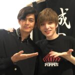 Yu Shirota Instagram – お客様シリーズ12
.

みつき!
愛しのシンデレラでございます☺︎共通の大切な仲間達と一緒に観劇してくれました!彼女もミュージカルの世界を愛する仲間の一人。何か一緒にやりたいねって言い続けて早4年、、本当に時間はいくらあっても足りないね😵ってか顔ちっさ!!笑
.
安蘭さん!
随分前ですが、ミュージカルコンサートのお仕事で、ご一緒させていただきました!!この日、面会の最後のお一人だった事もあり、お互いに結構な情熱が溢れ、長い事話し込んでしまった笑 タイムリミットがなかったらいくらでも喋っていられるタイプです🙋‍♂️笑 続きはまた近々!!
.
お春
“ファントム”や私の初演出作品”アップルツリー”でご一緒した仲。本当に素敵な女優さんでございます。2回も観に来てくれ、どストレートな、愛に満ちた最高の感想をくれました。また必ずや、共に素敵な作品を作ろう!!
.
恵梨子ちゃん!
“ザラブバグス”でご一緒した仲!なんと、この度わらび座ミュージカル”茶の夢”に主演するそうです!!心からおめでとう☺︎とっても観に行きたいけど、広島なのよね、、、
観光がてら観に行けたらいいなぁ☺︎
.
聖子ちゃん!!
ご存知日本ミュージカル界のスーパースターです!!このお方の歌は上手いし、美味いし、本当に凄いです。聖子ちゃんともなかなかがっつり共演出来ないなぁ、、めちゃんこ褒めて下さいました!嬉しかったぜい☺︎
.
汐里ちゃん!
初めてちゃんとお話しさせてもらいました☺︎海外でも大活躍中の彼女。本場の素晴らしいショーをたくさん観ているであろう中で、我らの”ピピン”も、とっても楽しんでもらえたようで、めちゃんこHappyでございます!!せっしゃも海外作品挑戦してみたいなぁ、、(映像ね笑)
.
あり姉!!
“濃姫”シリーズでご一緒しました。もう5年ほど前になるけど、本当に過酷な撮影だったなぁ、、今となってはとても良い思い出です。それにしてもいつ会っても変わらぬ美しさ、、時間止まってる？笑 あり姉!今度は現代劇を一緒にやりましょ☺︎笑
.
れお!
去年 @acuodbychanu のファッションショーで知り合った、まだ19歳のピッチピチ男子!笑 美男子って言葉がぴったりな子。俳優にも挑戦していきたいということなので、皆さま是非是非応援してあげて下さい!!
しっかしスタイルいいな🤓
.
けんちゃん
おそらく、ミュージカルにおいての共演回数は、このお方が1番多いですね。 ”エリザベート”ロミオ＆ジュリエット”そして”ブロードウェイと銃弾”毎回関係性もガラッと変わるのですが、中身はお互い全く変わっておりません。笑 そして2人とも元タキシード仮面です😎 久々に浦井健治の”本気”が観たいなぁ、、
.
白井晃さん!!
小さい頃から数々の白井さん出演、演出される作品を観てきました。俳優、演出家でもある白井さんは、僕の目指している道の先輩でもあります。この日、印象的だったのは”悔しい”と仰っていたこと。
このクオリティーのものを、海外から招聘するのではなく、日本でオリジナルで作りたいと。僕も全くの同感です。
これから、日本のエンタメ界を、より盛り上げていきましょう!!
.
さて、明日から大阪公演!!
が、しかし、まだまだお客様シリーズ東京編は続きます💁‍♂️
.
#ピピン 
#高畑充希 さん
#安蘭けい さん
#関谷春子 さん
#青山恵梨子 さん
#新妻聖子 さん
#忽那汐里 さん
#観月ありさ さん
#タホリ玲央 さん
#浦井健治 さん
#白井晃 さん
#お客様シリーズ