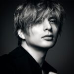 Yu Shirota Instagram - “LOVE&PEACE” 近々、喜んでもらえる発表もあるから、楽しみにしててねー☺︎ #らぶぴ #みんなで最高の場所作りましょ #ファンクラブ #fanclub