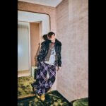 Yu Shirota Instagram - さて、、、どれがお好み？ (予想はついてます) バーバリー表参道が、ダニエル・リー監修により新しいフラッグシップストアとなって9/17(日)にリニューアルオープン。 久々に赤の可愛いアイテムを購入したので、そちらもまた紹介しますね☺︎ @Burberry #バーバリー #Burberry #supported