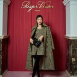 Yu Yamada Instagram - Roger Vivier 2024S/S ひと足先に拝見させていただきました！ ブランドを体現するかのような ラグジュアリーな空間♡ 春先に履いてお出かけしたいと思う 可愛いシューズが沢山ありました👠 ポップアップが 1/17(水)-23(火)まで伊勢丹新宿店で 開催されるそうなので 気になった方はぜひ足を運んでみて！！ @rogervivier @gherardofelloni #RogerVivier #GherardoFelloni #PR