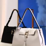 Yu Yamada Instagram - @furla の新作バッグ “FURLA NUVOLA(フルラ ヌヴォラ)”の ローンチイベントが行われた FURLA銀座店へ!! 軽いのに荷物が沢山入るのは 普段から荷物が多い私にとっては 最高です♡♡♡♡♡ ホーボーバッグ クロスボディバッグなど 色んな種類があるので 用途によって使い分けもできそう！ #FURLANUVOLA #FURLAGINZA #PR