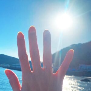 Yuka Itaya Instagram - 思い立ったが吉日。
伊勢神宮に今年のお礼参り。
そして、来年も頑張れますように。