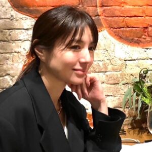 Yuka Itaya Instagram - 女ともだち
みんな好きすぎる
あーだこーだ話したら元気しか残らなかった
バイバイしたあとふらふら歩いた
幸せしかなかった
みんないつもありがとう