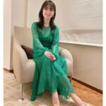 Yuko Oshima Instagram - 映画『妖怪大戦争　ガーディアンズ』がついに本日公開となりました✨🎊✨ 遊びに行くようにワクワクしながら 観ていただける大祭りな映画です!! 妖怪って怖いんだけど、愛らしいですよね〜 本当に妖怪になれたこと、嬉しかったです 雪女に会いに、劇場に足を運んでくださいね〜🧖🏻‍♀️❄️ 今日のドレス👗 Dress : @numeroventuno Shoes : @gianvitorossi #妖怪大戦争ガーディアンズ