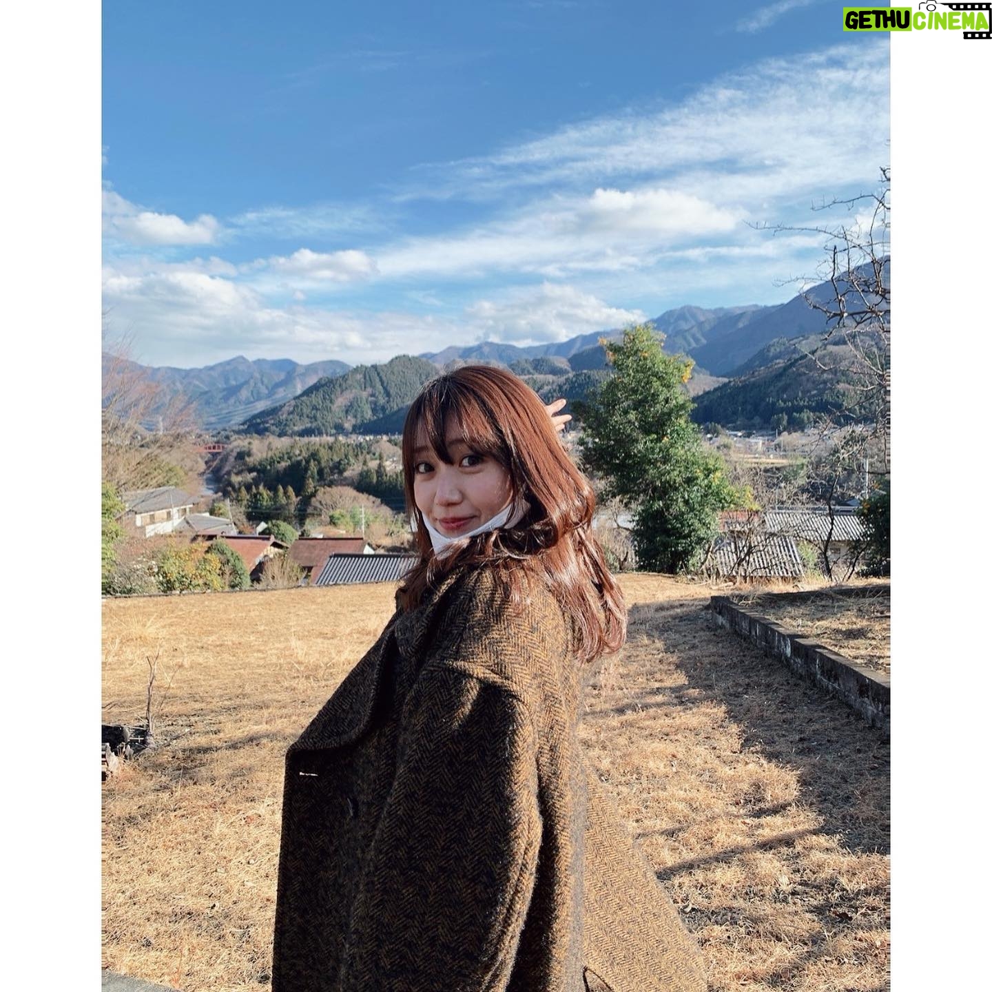 Yuko Oshima Instagram - 明日2/28(日) 13:55〜 メーテレ•テレビ朝日系の番組 「僕らの地図でつながり旅」 出演いたします✨ 出川さん、ウドさんと 地元の小学生みんなが 書いてくれた地図で秩父を旅します🧚🏻♂️🧚🏼♀️🧚🏻 日曜日の午後にまった〜り 見てくだされば嬉しいです☺️