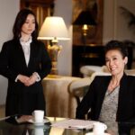 Yuko Oshima Instagram - 七人の秘書　Mission5 夜21:00〜です 見てくださいね🧸❤️ It will broadcast “Seven secretaries-mission5-“ at 9pm tonight. Miwa interpret for the governor’s speech in sign language. To be a sign language interpreter was one of my dream, so I’m glad to be come true as a actor☺️ Please watch it!!
