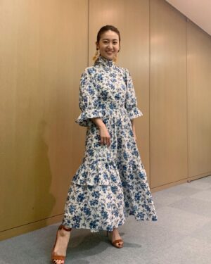Oshima Yuko Instagram - PFFのオープニング上映で
世界最速で
「生きちゃった」が
公開されました

いつもおめかしさせてくれてありがとうございます💋
Stylist : @dodo_chiharu 
Hair&make : @george828 

#生きちゃった
#公開日は10月3日
#allthethingsweneversaid