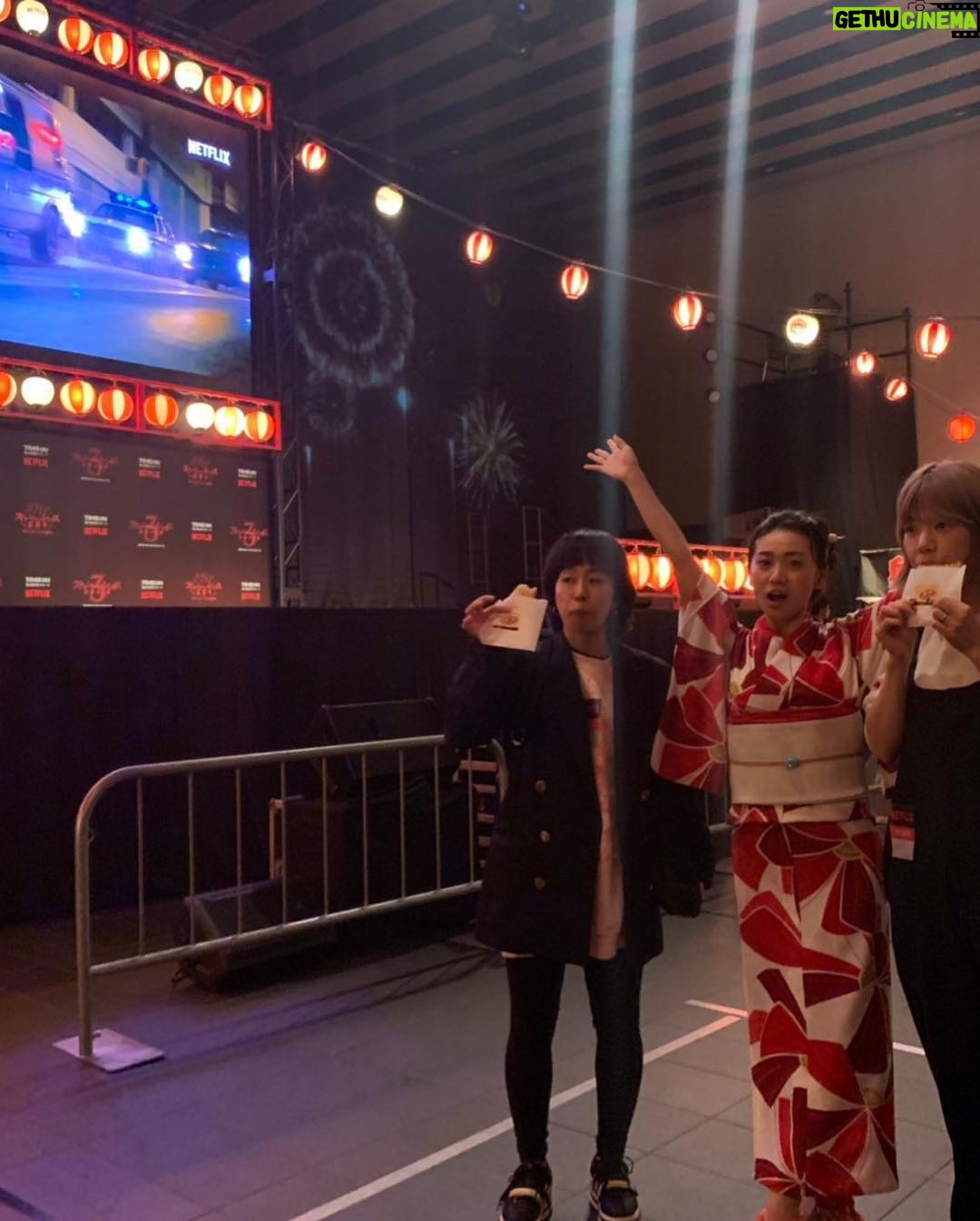 Yuko Oshima Instagram - Coming soon soon soon sooooon!!! Stranger Things Season 3🎒✨ まだかなまだかな #strangerthingsseason3 #independenceday #浴衣はSTに合わせて #赤と白 #スタイリングしてくれた @menkooo さん #メイクしてくれた @paku_chan ❤️ もうすぐ七夕ですね〜🎋