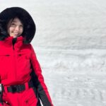 Yuko Oshima Instagram - 盛れてる自分の写真載せるわ🤍 真っ白の雪がレフ板になってくれて るの これがゲレンデマジックってやつね🏂 雪上アクションも見どころです😎✨ #七人の秘書 #絶賛公開中
