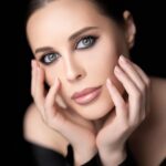 Yulia Mikhalkova-Matyukhina Instagram - Какая?😍 1..2..5?)