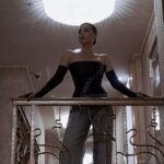 Yulia Mikhalkova-Matyukhina Instagram - Какая фотография вам нравится больше? 1..2..5?