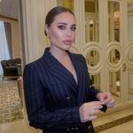 Yulia Mikhalkova-Matyukhina Instagram - 💁‍♀️