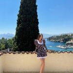 Yulia Mikhalkova-Matyukhina Instagram - Какое фото вам нравится больше? 1….10 ? 🤭