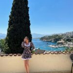Yulia Mikhalkova-Matyukhina Instagram - Какое фото вам нравится больше? 1….10 ? 🤭
