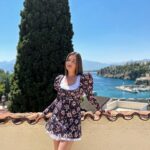 Yulia Mikhalkova-Matyukhina Instagram - Какое фото вам нравится больше? 1….10 ? 🤭