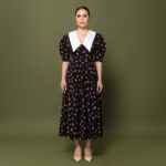 Yulia Mikhalkova-Matyukhina Instagram - Дорогие мои! С Новым Годом! Вы у меня все очень разные. Молодые и взрослые, парни и девчонки, с Дальнего Востока, Сибири, Урала, Кавказа, Крыма, Донбасса, Питера и Москвы - со всей страны. Но каждому из вас я хочу пожелать одно: берегите своих родных и близких, ищите радость в каждом мгновении жизни, любите, творите, верьте, покоряйте новые вершины! Пусть новый год станет для вас, для нас, для всей России годом новых побед! С праздником! Обнимаю всех😘