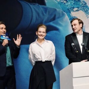Yulia Peresild Instagram - Премьера фильма «Вызов» в Пекине. Интерес дикий!!! Зритель в восторге. 12 интервью за день всех главных телеканалов, вчера почти столько же. Пришли ученые, люди, непосредственно имеющие отношение к космосу. Вопросы интереснейшие задают. 
Спасибо, Пекин!!!

Style @bosco_di_ciliegi 
@centralpartnership @mihailtroynik @andrey_lazarev_china @roscosmosofficial @1tv @yellow_black_and_white_ @start.ru @gctc_official