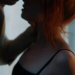 Yuliya Savicheva Instagram - Вторая стадия: любовь и страсть. И первые звоночки, что здесь что-то не так. Но ведь каждый проявляет ее так, как умеет и может? Или это твои безграничные чувства застилают глаза... Я еще никогда так не ошибалась. А вы ошибались в выборе любимого человека?